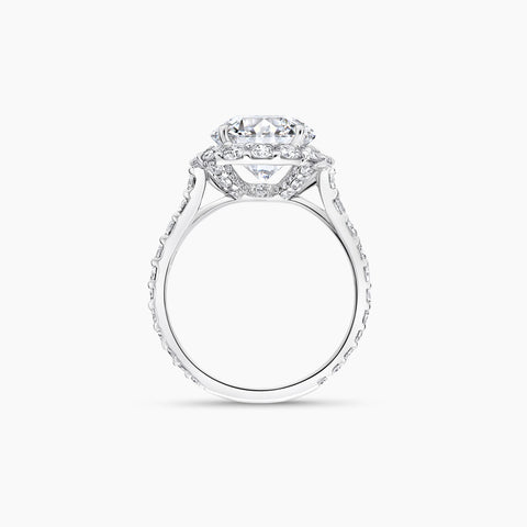 Timeless Round Diamond Engagement Ring